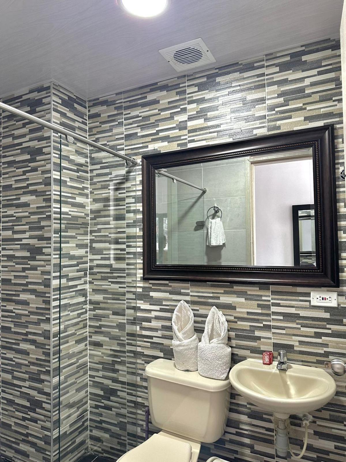Hotel Los Maderos Cali Dış mekan fotoğraf