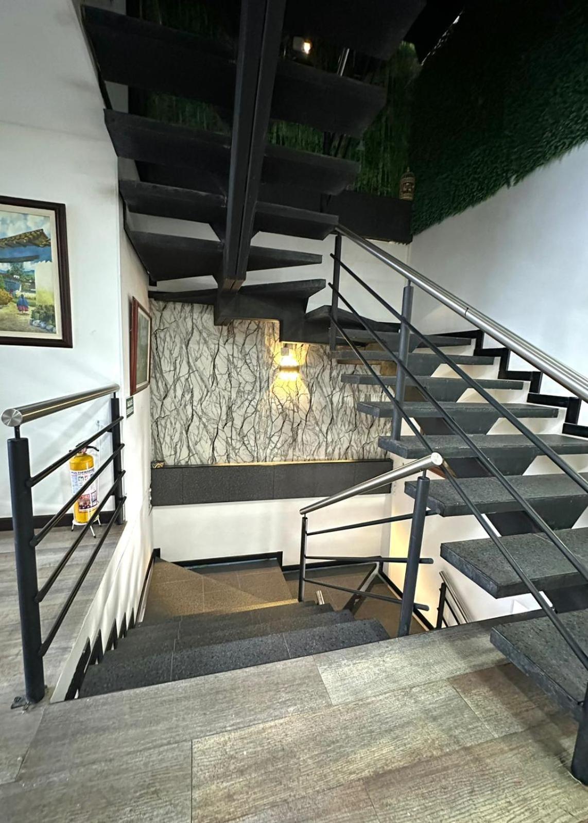 Hotel Los Maderos Cali Dış mekan fotoğraf