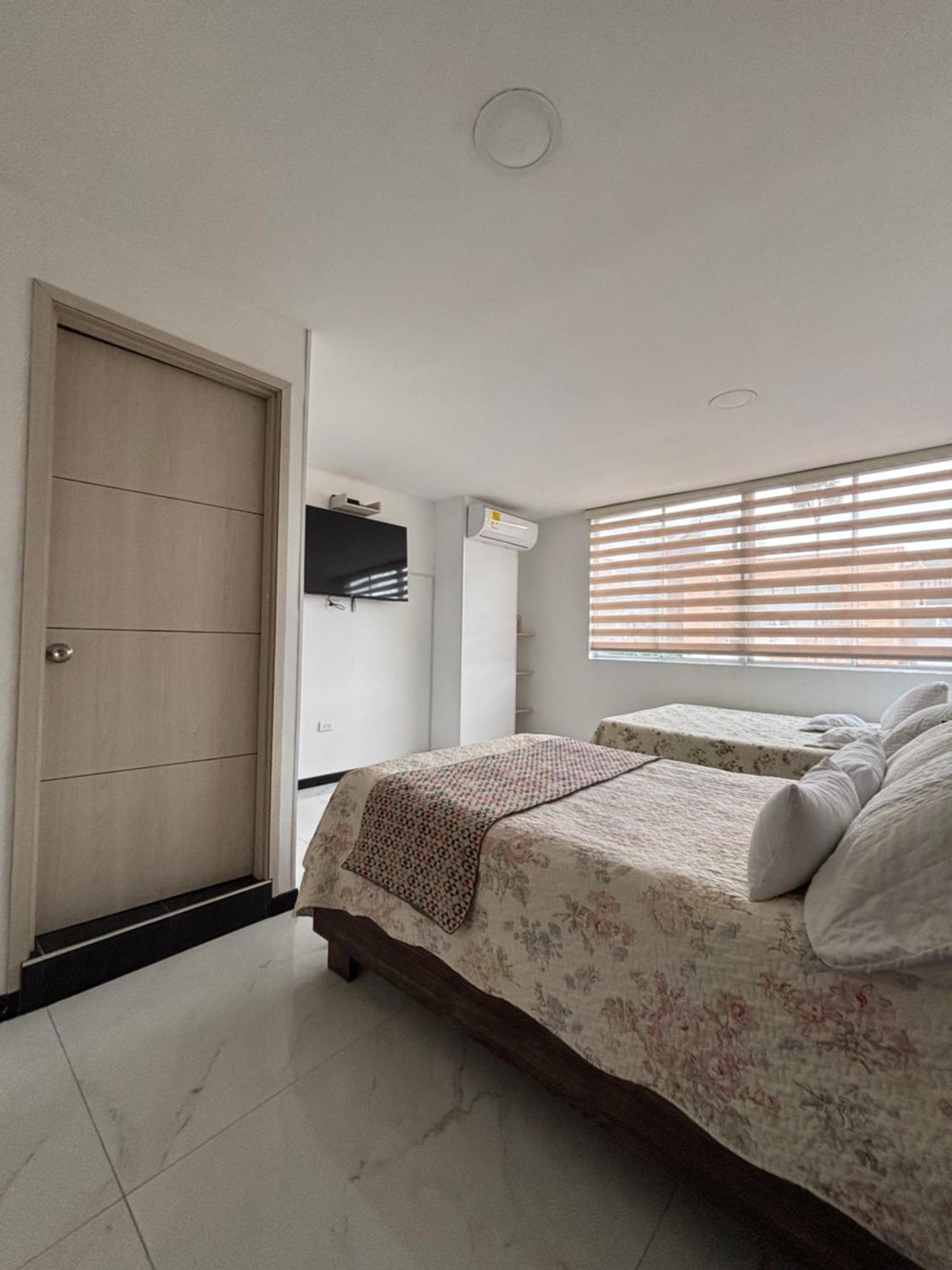 Hotel Los Maderos Cali Dış mekan fotoğraf